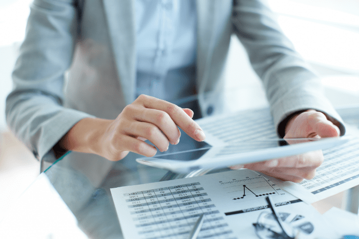 Benefits of Outsourcing Payroll