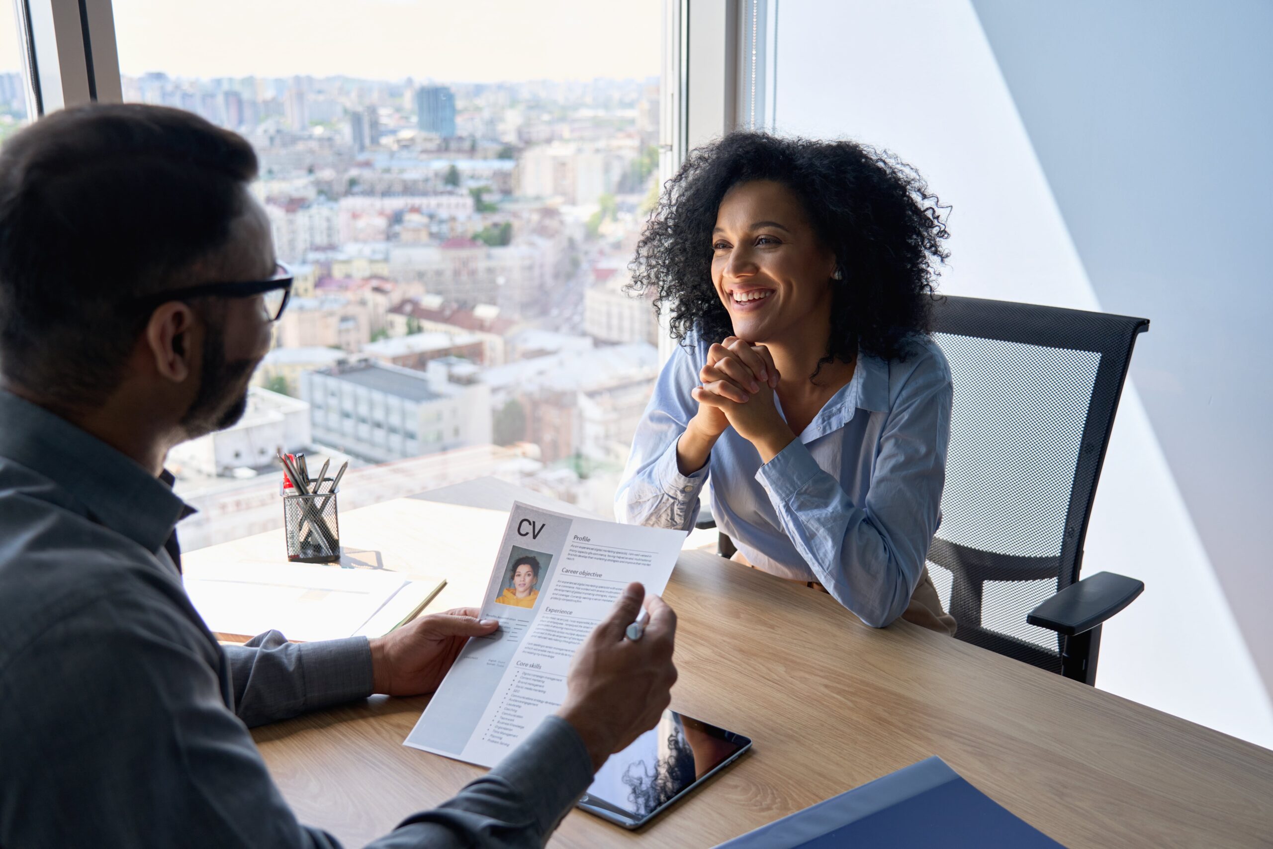 interview between hr and applicant